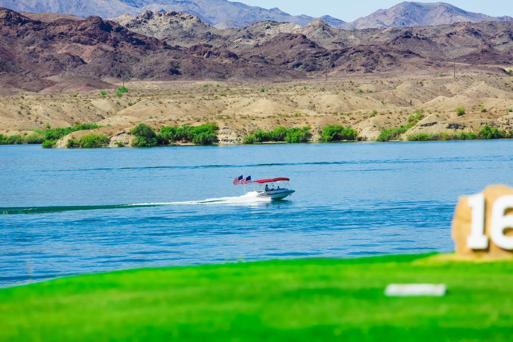 The Nautical Beachfront Resort Lake Havasu City Exterior photo